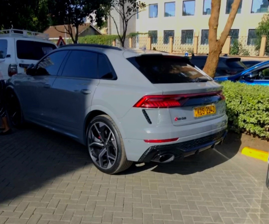 comment on AUDI RSQ8