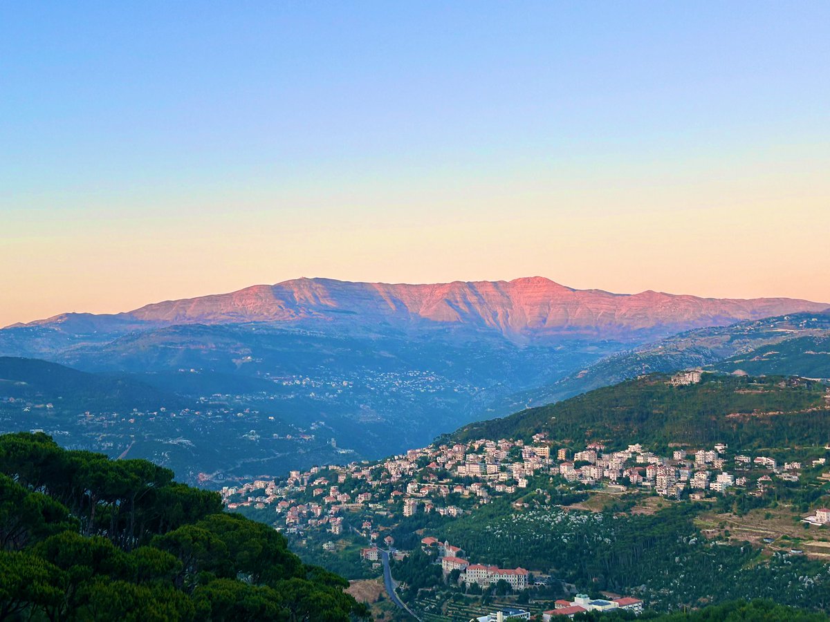 j_zabaneh's tweet image. Sunset after a long night & day 🚀
📍Mount Sannine • #Lebanon