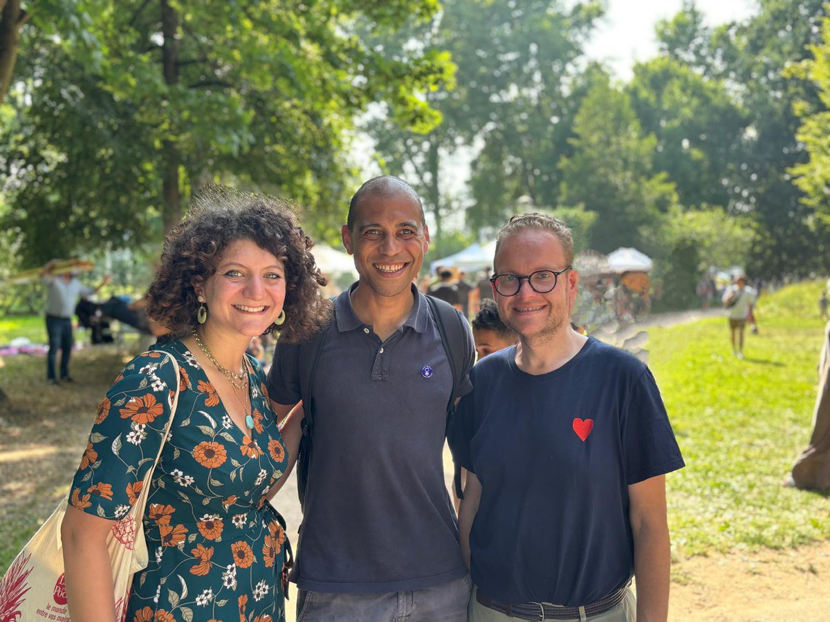 Maël Richecoeur 🇨🇵🇪🇺 (@maelrichecoeur) on Twitter photo Belle journée à la fête du Parc Schulmeister à la Meinau ! ☀️🌳 Des échanges enrichissants avec les habitants et le plaisir de retrouver <a href="/PJakubowicz/">Pierre Jakubowicz 🇫🇷🇪🇺</a> et <a href="/RebeccaBreitman/">Rebecca Breitman</a>. L'écoute et la proximité sont les piliers de #StrasbourgOnYCroit ! Belle journée à la fête du Parc Schulmeister à la Meinau ! ☀️🌳 Des échanges enrichissants avec les habitants et le plaisir de retrouver <a href="/PJakubowicz/">Pierre Jakubowicz 🇫🇷🇪🇺</a> et <a href="/RebeccaBreitman/">Rebecca Breitman</a>. L'écoute et la proximité sont les piliers de #StrasbourgOnYCroit !
