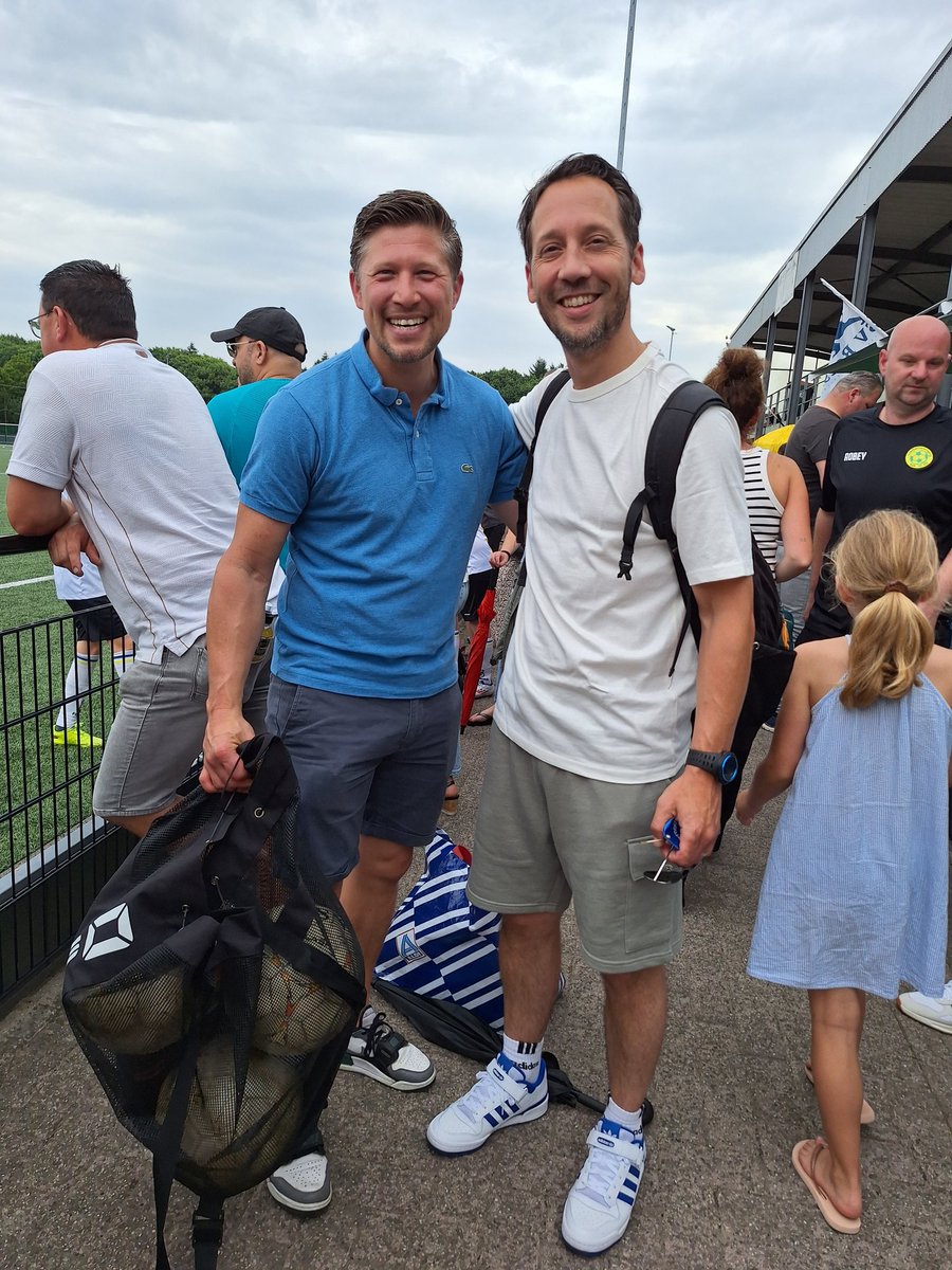 Van samen voorbereiden op de Olympische Spelen naar voetbaltrainers voor onze kinderen. Hoe dingen kunnen veranderen... <a href="/DennisBekkers/">Dennis Bekkers</a>