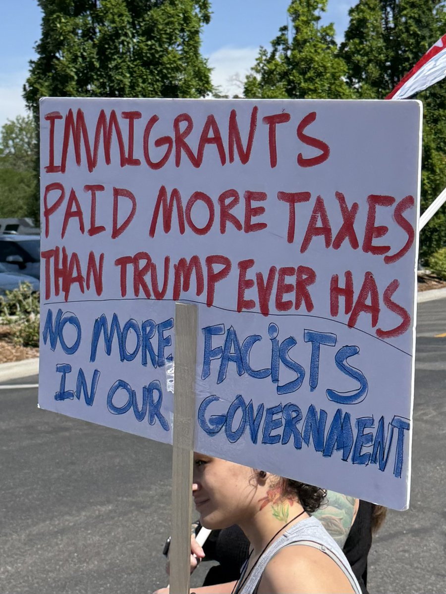 In Salt Lake, at HUGE #NoKingsDay rally to support Democracy! Trump’s illegal takeover of CA National Guard, his Army parade, handcuffing Senators, arresting Judges and Mayors, dismantling our institutions is NOT American. He stokes chaos, we organize &amp; VOTE to stop the madness