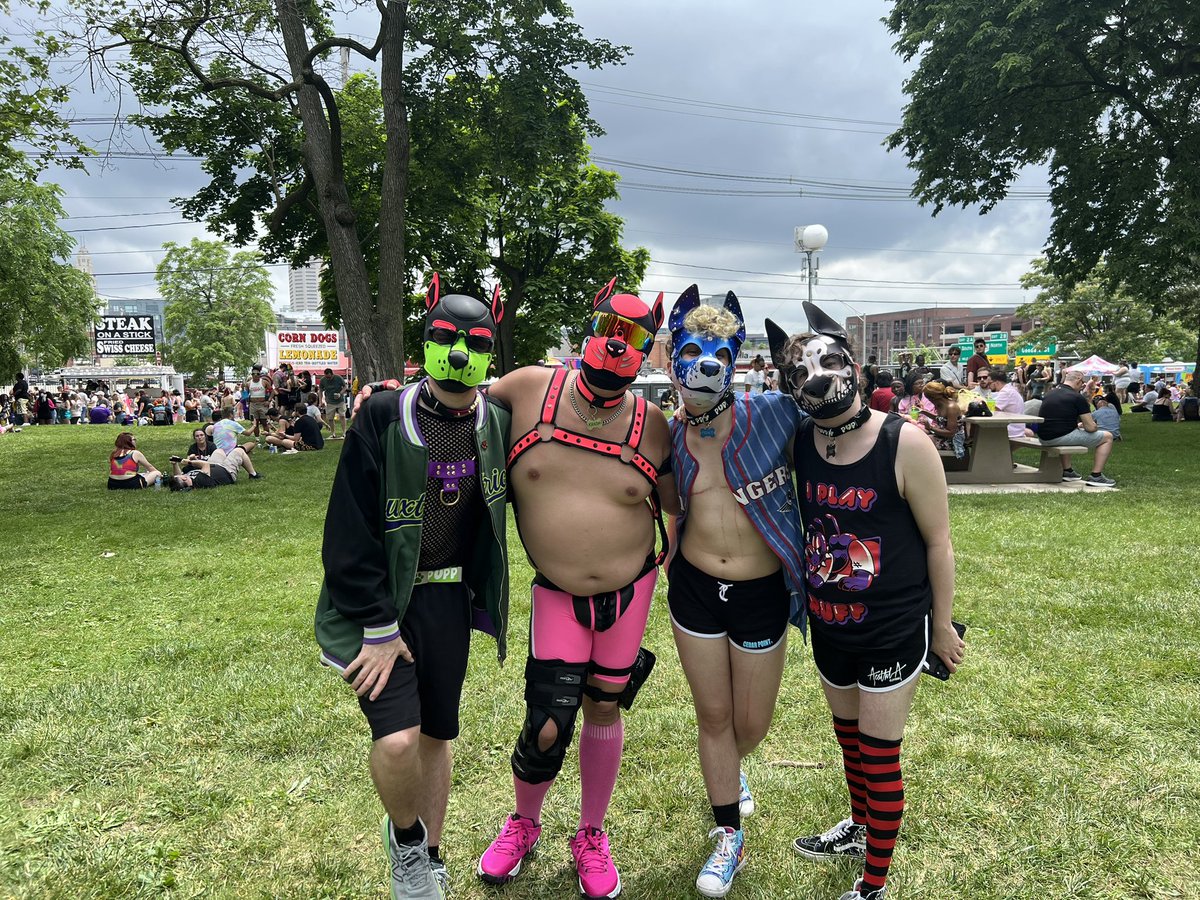 I fucking love you guys! Always so fun seeing and hanging out with you all. <a href="/Luxtricity/">Luxtricity 💚⚡️🔜 MFF</a> <a href="/princeyeen_/">Prince</a> <a href="/shaydestuckk/">Shayde❓</a> #dancerfurs #pup #columbuspride #gay #furryfandom
