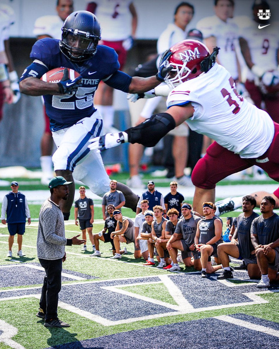 USU Football (@usufootball) on Twitter photo Great to have former running back <a href="/kerwinning_/">Kerwynn Williams</a> come back and talk to the team this week! 🤘
#AggiesAllTheWay Great to have former running back <a href="/kerwinning_/">Kerwynn Williams</a> come back and talk to the team this week! 🤘
#AggiesAllTheWay