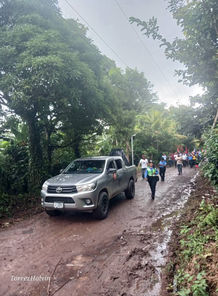 Magnum76G_'s tweet photo. #Nicaragua ¡Caminata Alegre y Revolucionaria en La Comunidad La Chata El Cua- Jinotega 🇳🇮✨
Con entusiasmo, alegría y compromiso patrio, el Frente Sandinista de Liberación Nacional, junto a la militancia y las Unidades de Victoria, recorrió las calles de la Comunidad La Chata https://t.co/3SKKRXGZsu