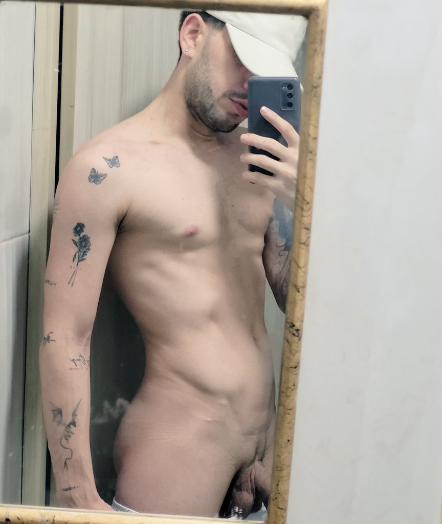 Tardes.. porque buenas las ganas que le tengo mi amor 😏 
ig: kamalsalim_ 
#fypシ #medellin
