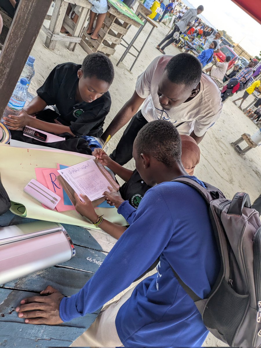 On June 8th, 2025, as Chairperson of <a href="/Justice4Nature/">Justice for Nature</a> I proudly led our team in a successful beach clean-up at Magha Beach, joining an incredible community of 360 ocean defenders to take action and raise awareness about marine pollution.
<a href="/Greenpeaceafric/">Greenpeace Africa</a>