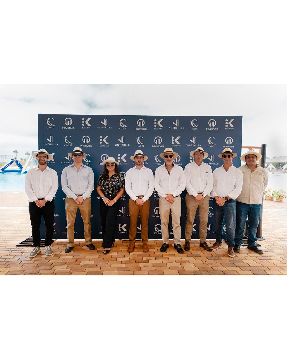 Hace pocos días se realizó la colocación de la primera piedra de Cabai, la tercera torre en Karibao Resort, proyecto de Pronobis ubicado en la vía a Playas, Engabao. El proyecto se ejecuta con una inversión de $19 millones.

#RevistaCLAVE #CLAVE #BienesRaices #EventosCLAVE