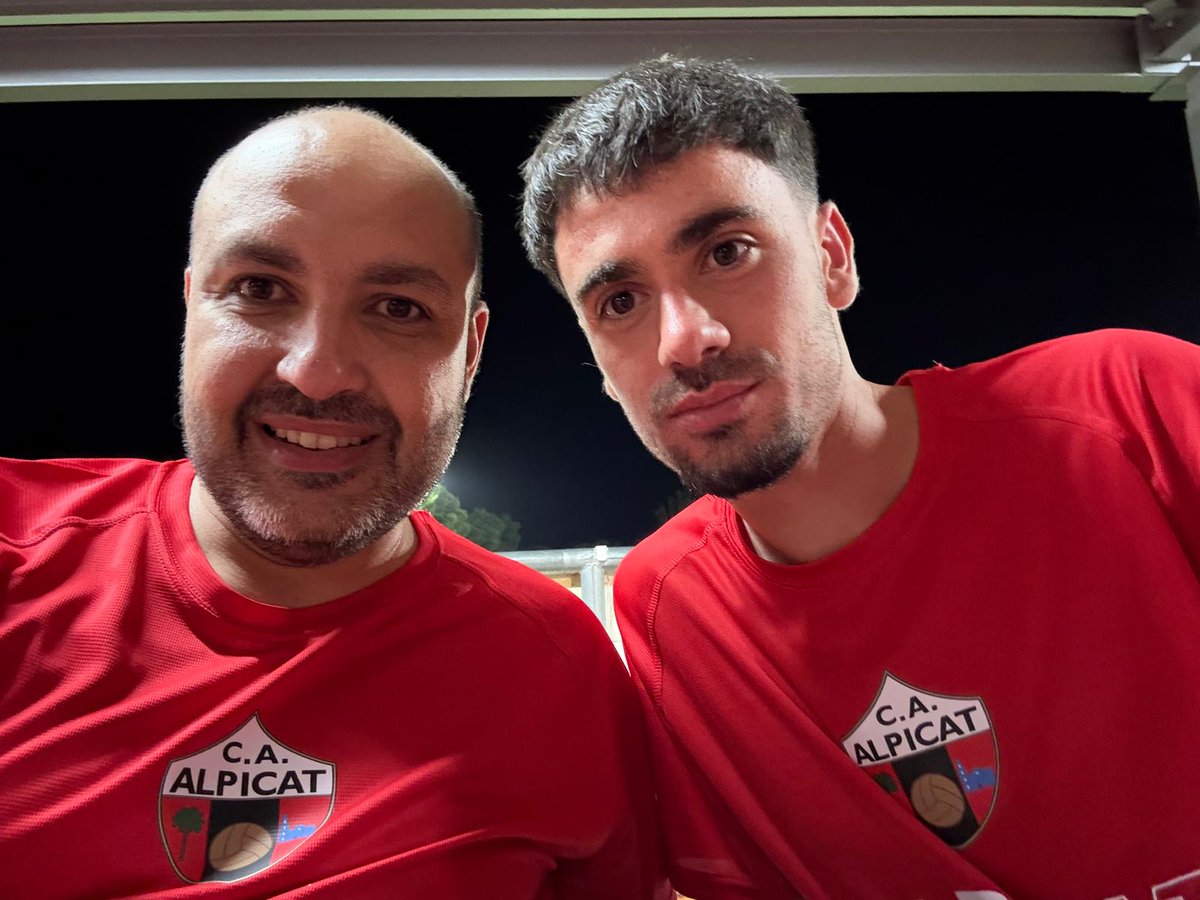 AlexSabateRos's tweet image. L'autèntic mag! 🧙‍♂️🪄