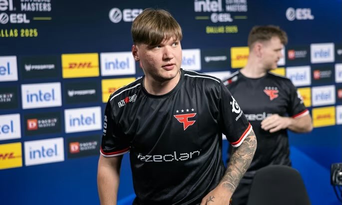 why does s1mple look older now ?