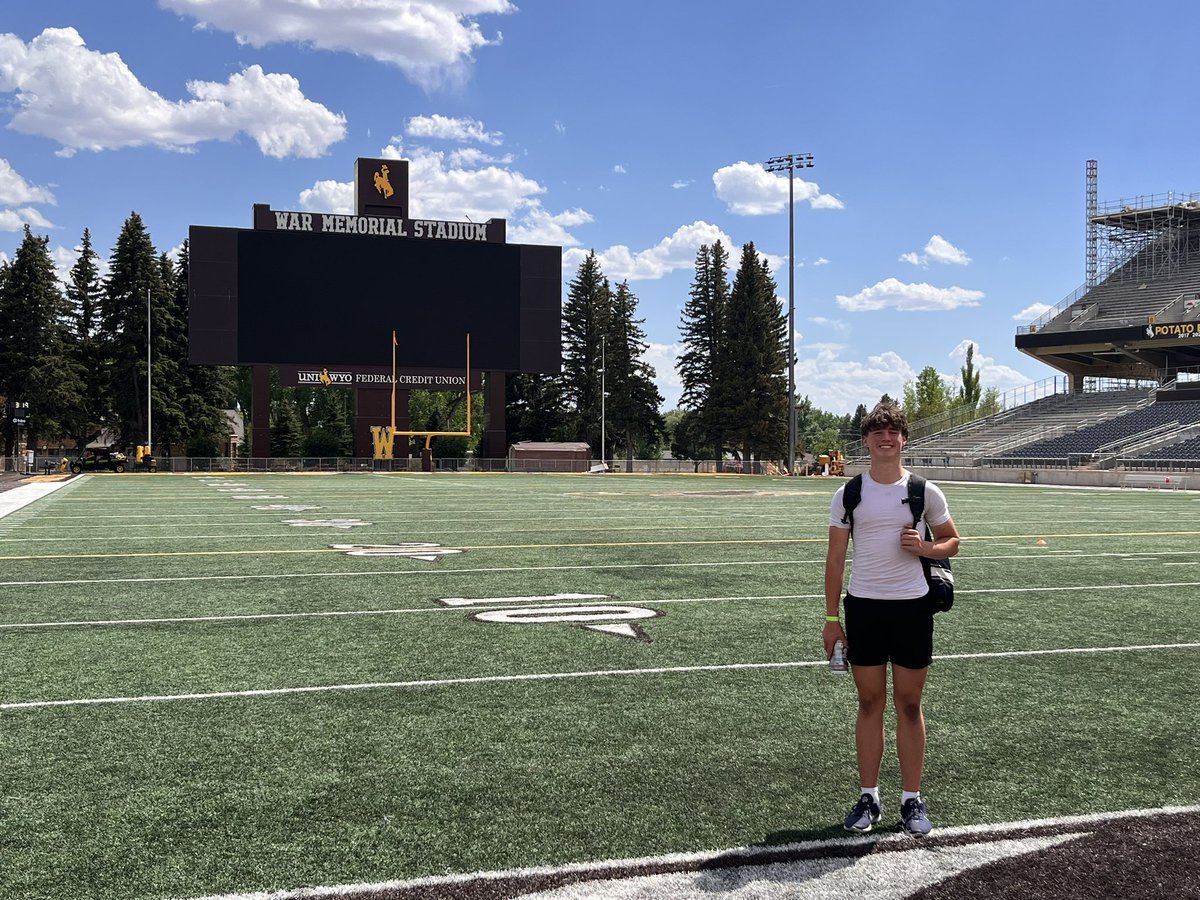 Had a great time at <a href="/wyo_football/">Wyoming Cowboy Football</a> Thank you <a href="/JamoBrown_/">Jamison Brown</a> for the invite I had a great time learning and competing! Excited to keep building relationships in Laramie. <a href="/JayJohnsonFB/">Jay Johnson</a> <a href="/JaySawvel/">Jay Sawvel</a> <a href="/Bouknows9/">Coach Jovon Bouknight</a>