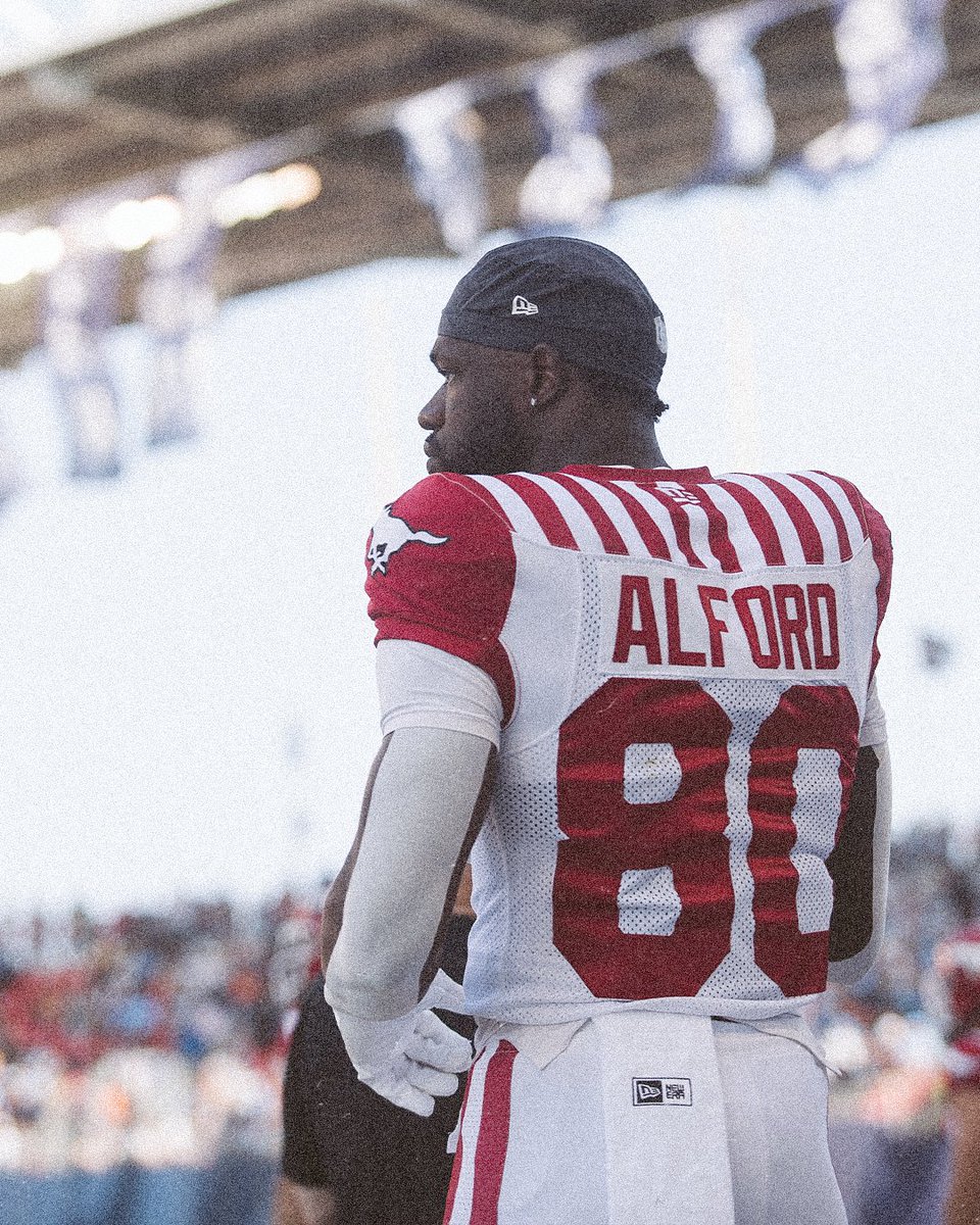 Mr. First Overall. 📸

#CFLGameDay
<a href="/calstampeders/">Calgary Stampeders</a> | <a href="/DamienAlford5/">Damien Alford</a>