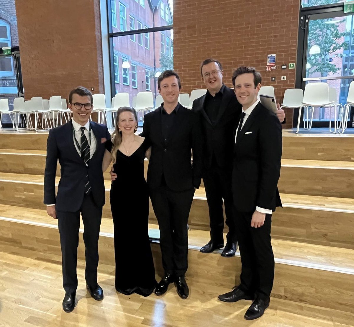 A heartfelt thank you to the wonderful professional musicians who made tonight’s summer concert possible 🙏 - star soloists <a href="/erd_27/">Emily Dickens</a> and <a href="/dingleyandell/">Dingle Yandell</a>, the fantastic <a href="/mrhigginsmusic/">Michael Higgins</a> and ace conductors <a href="/dmahoneymusic/">Daniel Mahoney</a> and William Ford👏