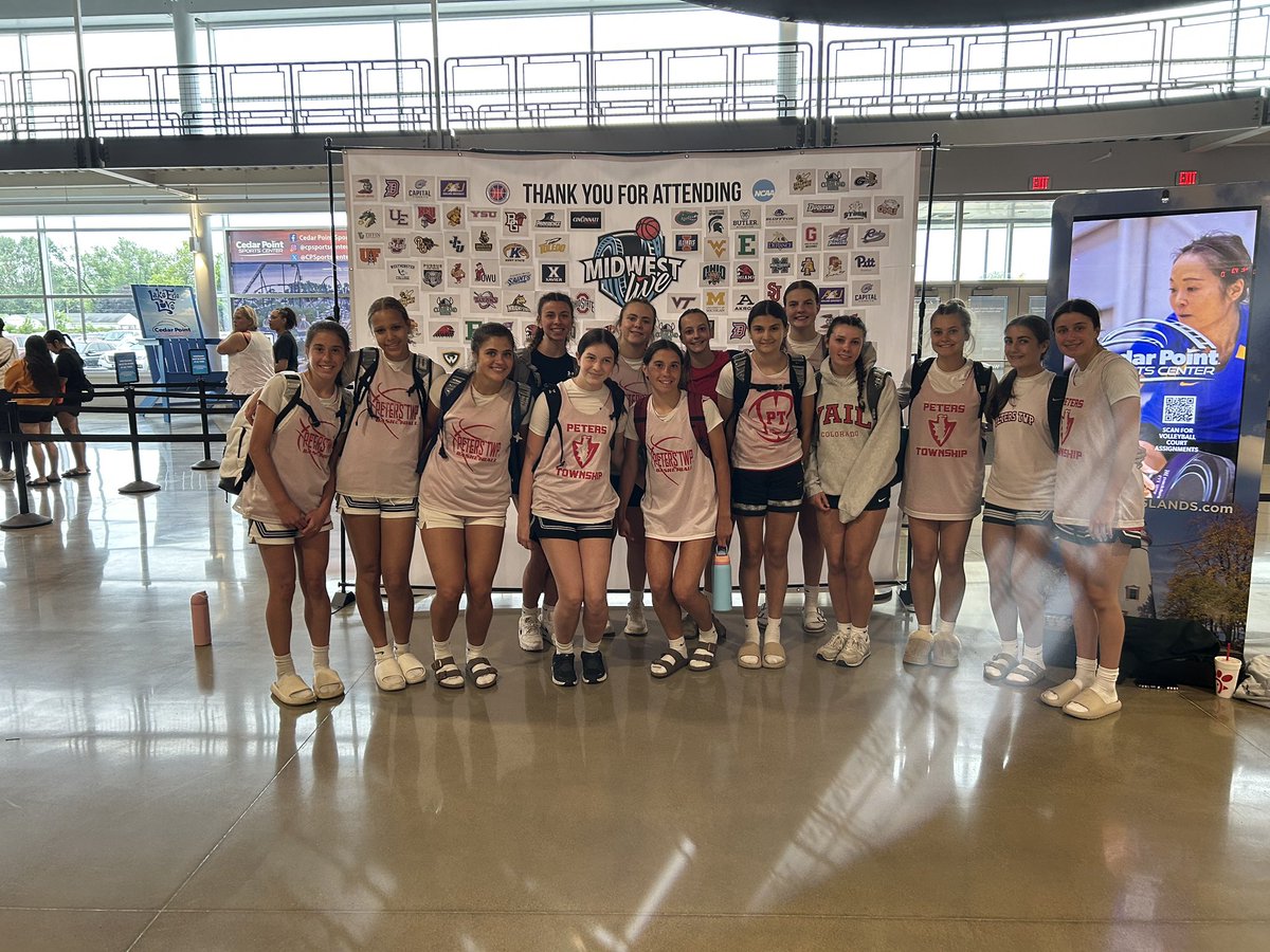 Great weekend at Midwest Live Cedar Point! Competed against the best of the best and learned a lot as a team. Special thanks to all the college coaches who watched us play this weekend and to <a href="/ohioBKcoaches/">OHSBCA</a> for the opportunity and exposure!