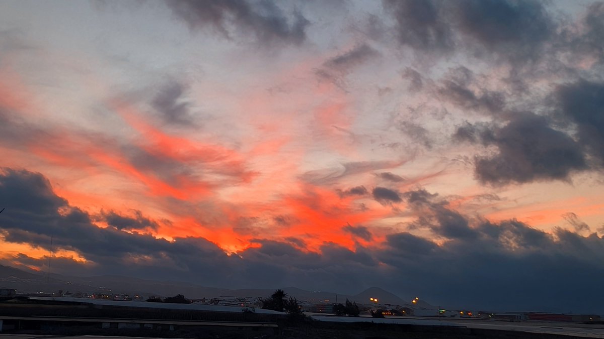 Antonio Rico (@antoniorico25) on Twitter photo Ocaso de colores en las nubes #Telde #GranCanaria <a href="/AEMET_Esp/">AEMET</a> <a href="/AEMET_Canarias/">AEMET Canarias</a> <a href="/TiempoRTVC/">El Tiempo RTVC</a> <a href="/lasextameteo/">La Sexta Meteo</a> <a href="/meteogc/">Meteo y paisajes Gran Canaria</a> <a href="/ElTiempo_tve/">El Tiempo en TVE</a> <a href="/el_tiempohoy/">El Tiempo Hoy</a> <a href="/ElTiempoA3/">El Tiempo de Antena 3</a> <a href="/VickyPalmaMeteo/">Vicky Palma</a> <a href="/HimarGonzalez/">Himar González</a> <a href="/RAM_meteo/">RAM: Revista del Aficionado a la Meteorología</a> <a href="/EmiliaGlez1/">Emilia Glez</a> <a href="/carmenzzini/">Carmen Corazzini</a> <a href="/MeteoredES/">Meteored | tiempo.com</a> <a href="/CedresEdgar/">Edgar Cedrés</a> <a href="/alvaronavvv/">Álvaro Navarro</a> <a href="/mbarreiro_tve/">Martín Barreiro</a> Ocaso de colores en las nubes #Telde #GranCanaria <a href="/AEMET_Esp/">AEMET</a> <a href="/AEMET_Canarias/">AEMET Canarias</a> <a href="/TiempoRTVC/">El Tiempo RTVC</a> <a href="/lasextameteo/">La Sexta Meteo</a> <a href="/meteogc/">Meteo y paisajes Gran Canaria</a> <a href="/ElTiempo_tve/">El Tiempo en TVE</a> <a href="/el_tiempohoy/">El Tiempo Hoy</a> <a href="/ElTiempoA3/">El Tiempo de Antena 3</a> <a href="/VickyPalmaMeteo/">Vicky Palma</a> <a href="/HimarGonzalez/">Himar González</a> <a href="/RAM_meteo/">RAM: Revista del Aficionado a la Meteorología</a> <a href="/EmiliaGlez1/">Emilia Glez</a> <a href="/carmenzzini/">Carmen Corazzini</a> <a href="/MeteoredES/">Meteored | tiempo.com</a> <a href="/CedresEdgar/">Edgar Cedrés</a> <a href="/alvaronavvv/">Álvaro Navarro</a> <a href="/mbarreiro_tve/">Martín Barreiro</a>