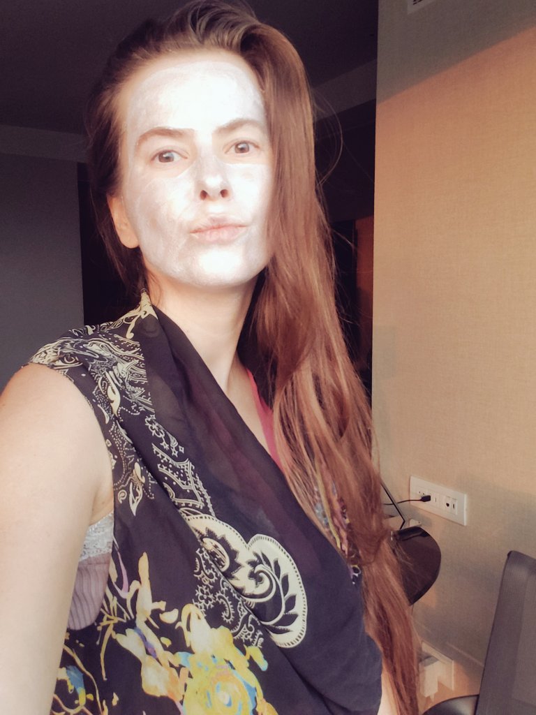 SympatikaX's tweet image. The world feels loud. But your peace is a rebellion.
Drink your tea slowly. Look at the sky.
Speak kindly. Create beauty.
This is how you shift timelines —
not by force, but by frequency. 🌿✨

#WeekendVibes #SoftPower #LiveSlow #EnergyMatters #SympatikaX