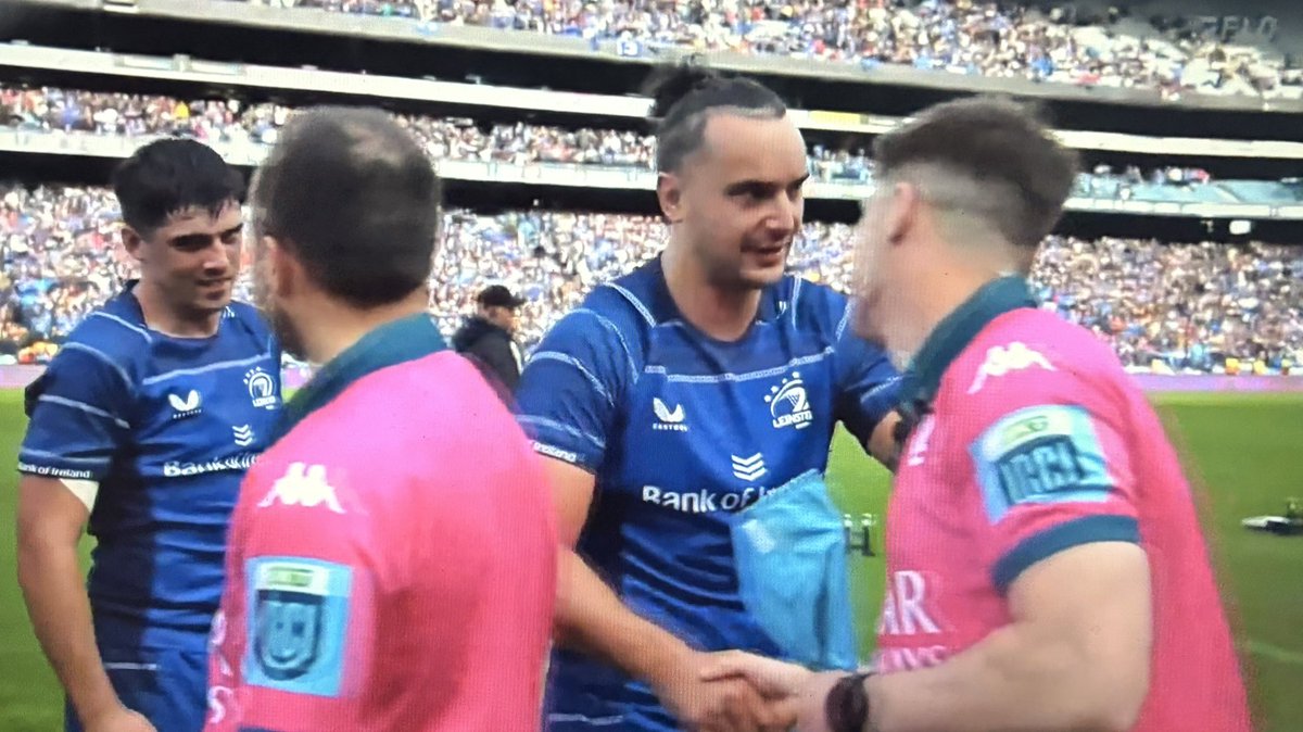Rugby_Scoop's tweet photo. Huge congrats to @leinsterrugby –
Relentless, ruthless, and utterly dominant in the final. No mercy shown. Total control from start to finish. 💪🏆
#Champions #LeinsterRugby #FinalsPerformance
#URCfinal #LEIvBUL https://t.co/vkZ47UxVhw