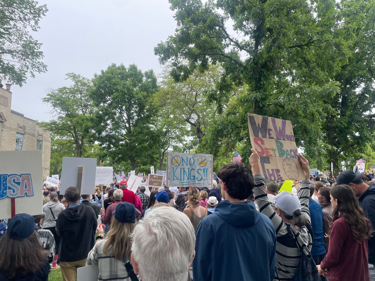 Sarah Loeffler tweet media