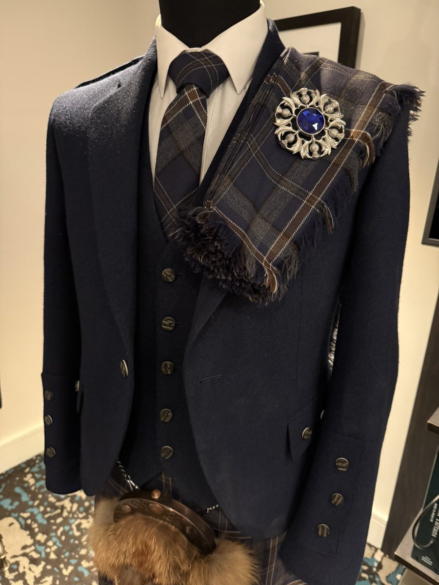 Andy (@maradadimzee) on Twitter photo Kilt fabric and tweed jacket/ waistcoat chosen.
All measured and final fitting end of August all being well.
Big shout to the lovely Lauren <a href="/kingsofkilts/">MacGregor and MacDuff</a> for helping us get it all together. Kilt fabric and tweed jacket/ waistcoat chosen.
All measured and final fitting end of August all being well.
Big shout to the lovely Lauren <a href="/kingsofkilts/">MacGregor and MacDuff</a> for helping us get it all together.