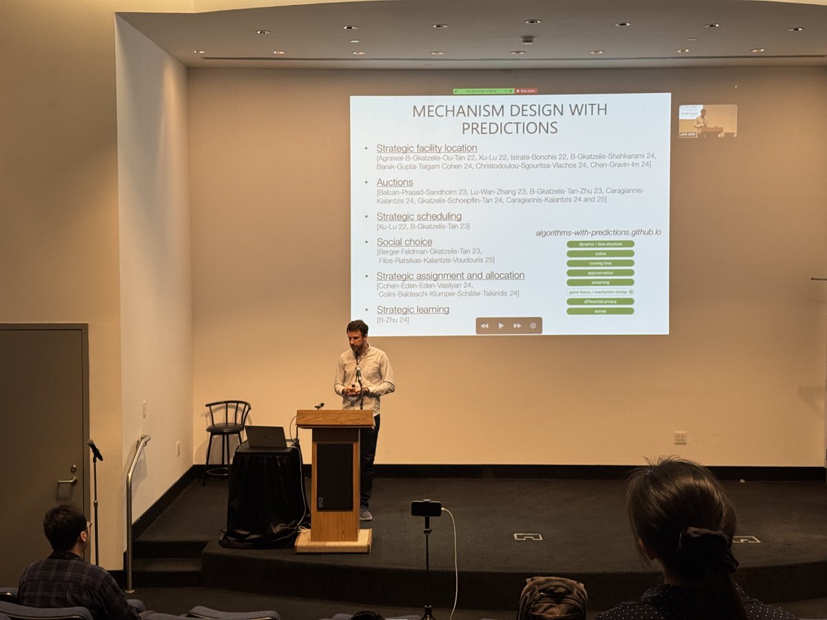 ACMSigmetrics's tweet image. ACM SIGMETRICS 2025: moments of Day 5 - part1