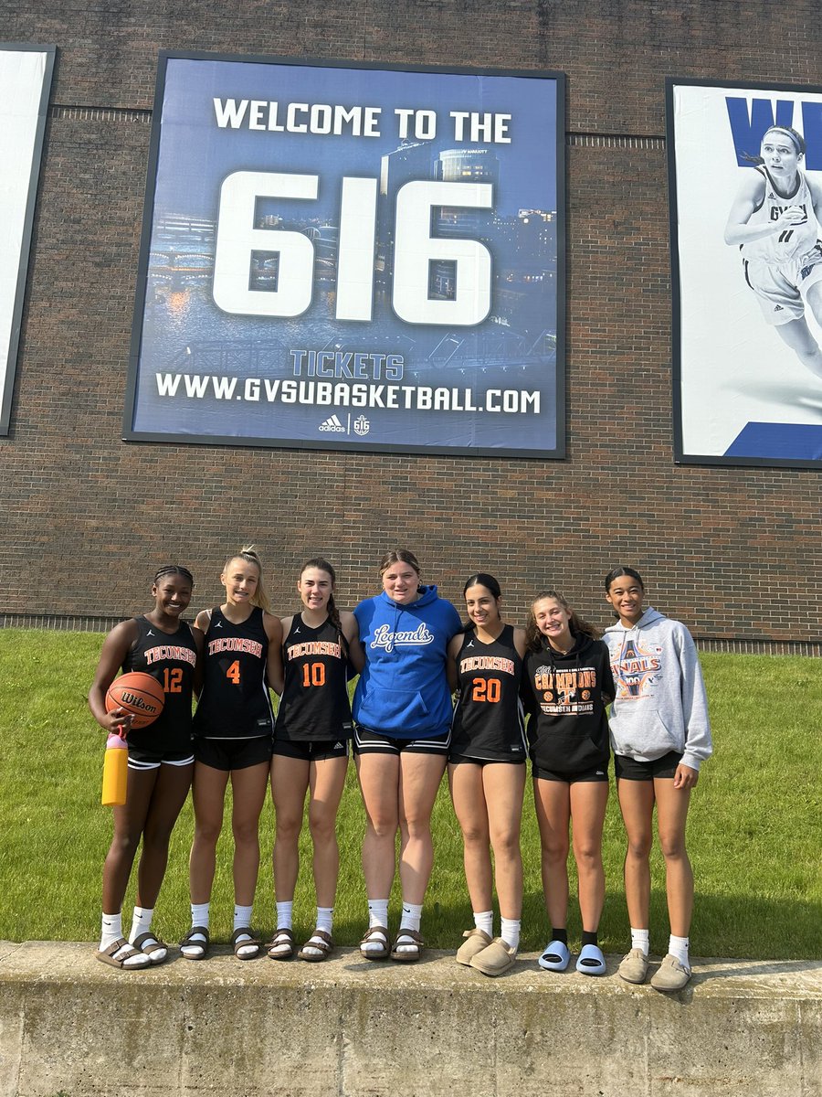 TecumsehGbball's tweet image. Thank you @BCAMCoaches for a great weekend @GVSU! Coming home 4-0 against the top D2 teams in the state! Our youngsters are getting better every day with the seniors leading the way!