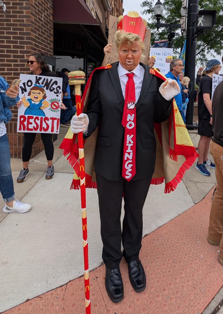 Saline Michigan says No Kings!

#NoKingsDay