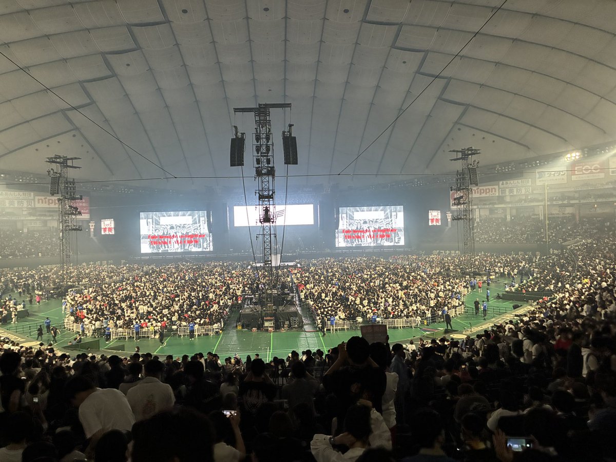 Y_Tai08's tweet photo. 最高でした。
ありがとうUVERworld
#東京ドーム
#UVERworld https://t.co/KjAGN4A9aG
