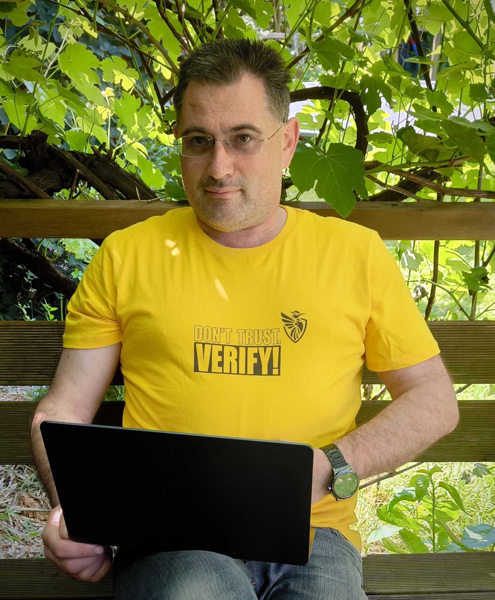 CorpusCoreHQ's tweet photo. Our very own @SteffenKux will be talking about colibri at dAppCon2025 on main stage Monday, June 16, at 10:20. Please join us  to learn more how to verify your blockchain data and let's discuss afterwards. https://t.co/v0uETQYVE2