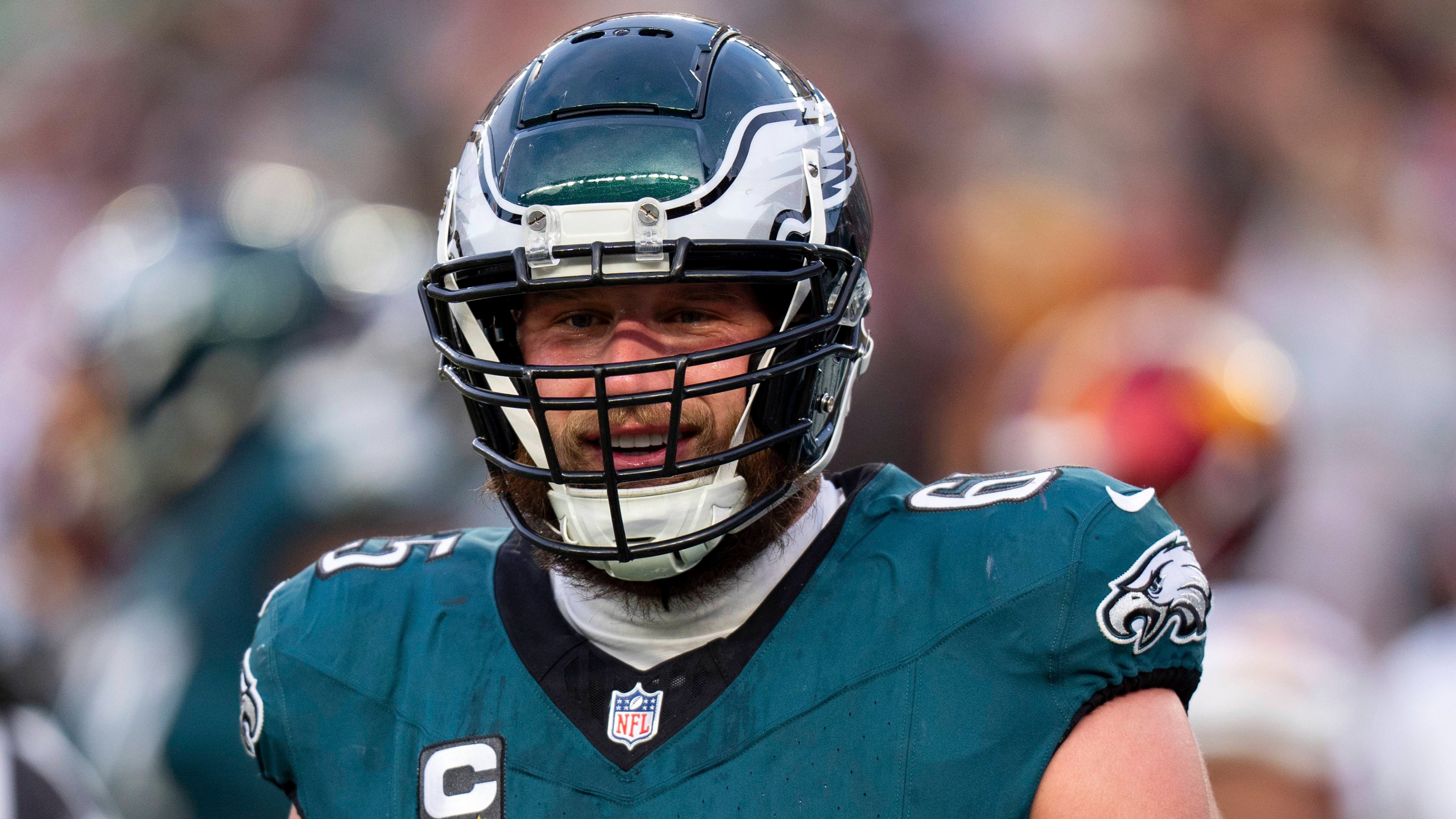Eagles Legend Reworks Deal to Chase More Super Bowl Glory