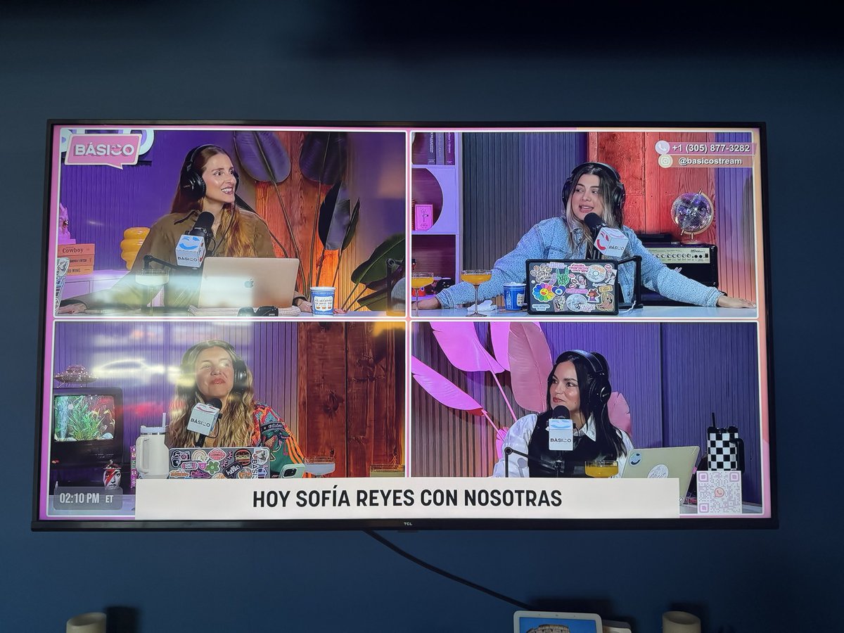 palomahecht's tweet photo. @sofiareyes VA LIVE AHORA! @BasicoStream ESCUCHEN! https://t.co/A8uuNA2pNG https://t.co/jkDNV7GewK