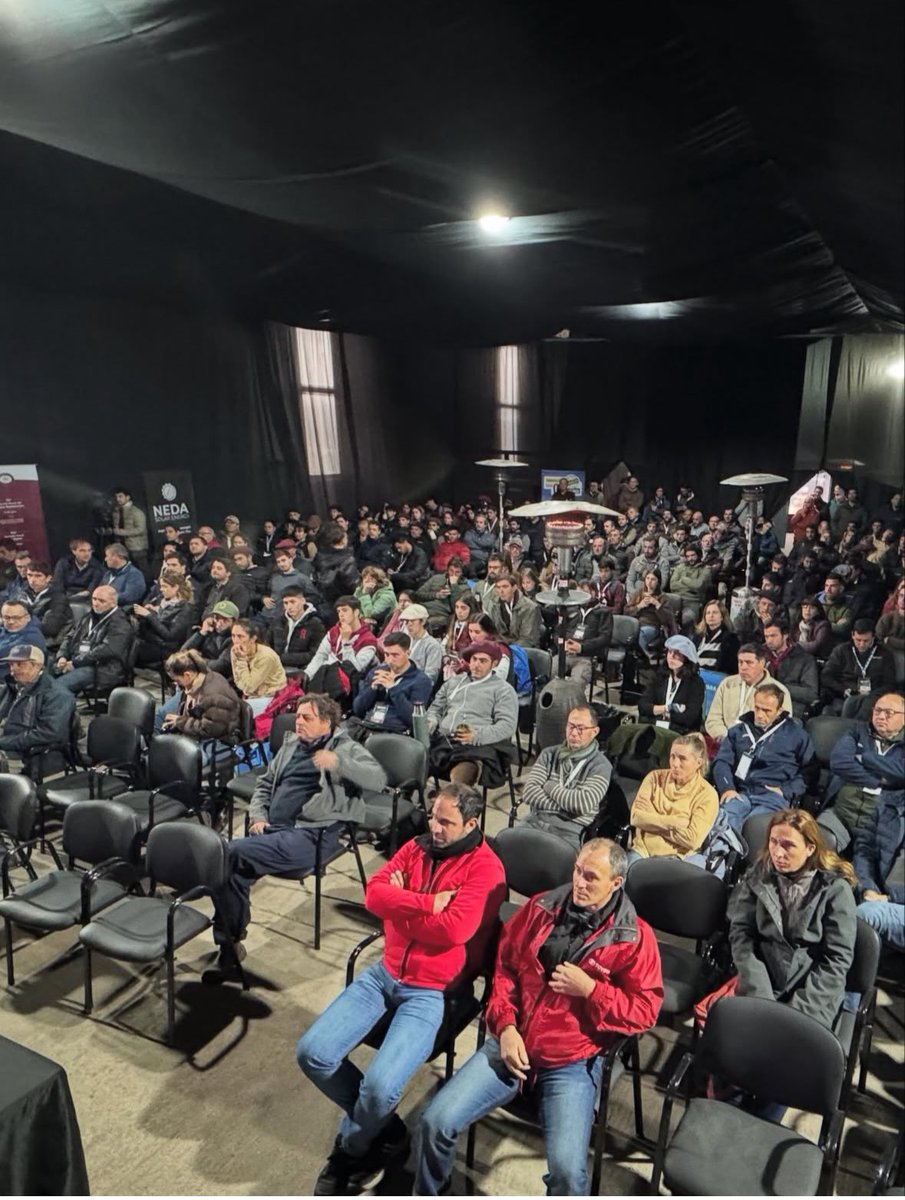 Postales de La Ganadería que viene, ayer en Olavarria, con el crack de mi secuaz <a href="/Felipepereyra/">Felipe Pereyra</a>