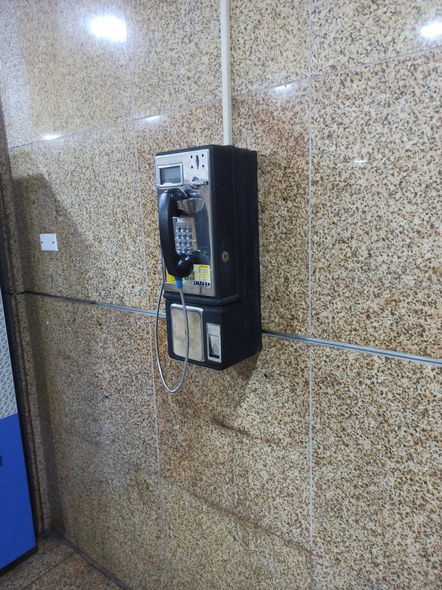 ¿Cuánto tiempo tienes de no usar teléfono público?.