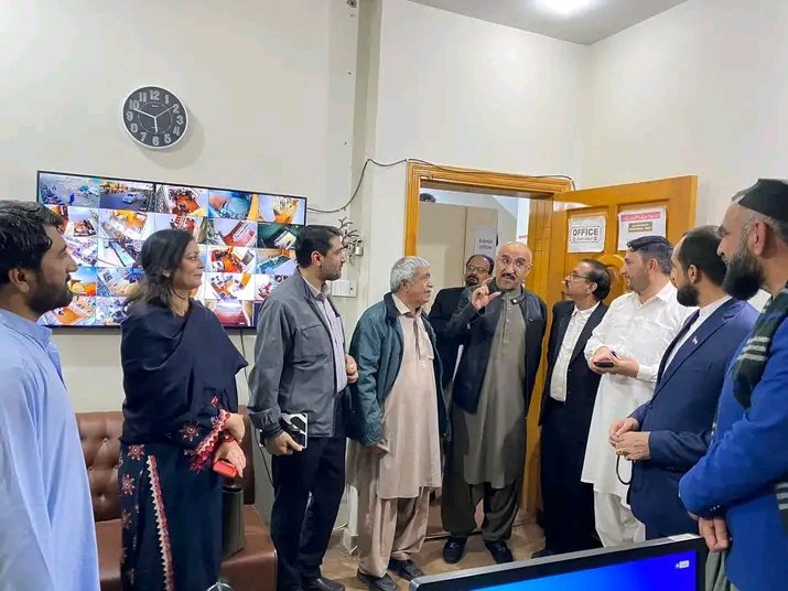 #ہماری_لائبریری_کرائے_کا_مکان