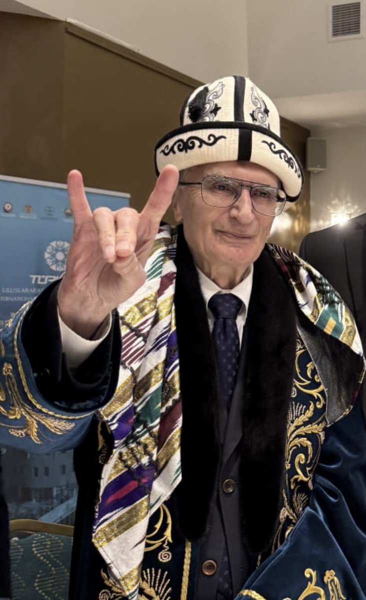 “Ben Türk’üm, o kadar! Mardin'de doğmuşsam, Cizre'de de doğmuşsam, Kars'ta da doğmuşsam ben Türk’üm.”

Nobel Ödüllü Ülkücü Bilim İnsanı Prof. Dr. Aziz Sancar