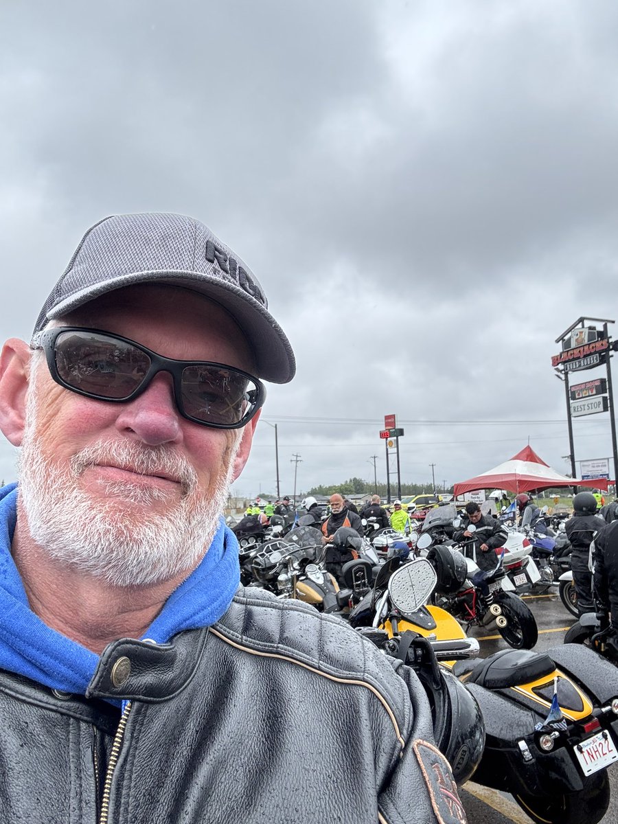 ndwalline's tweet photo. Ride for dad day today! https://t.co/tnoQeH4KTA
