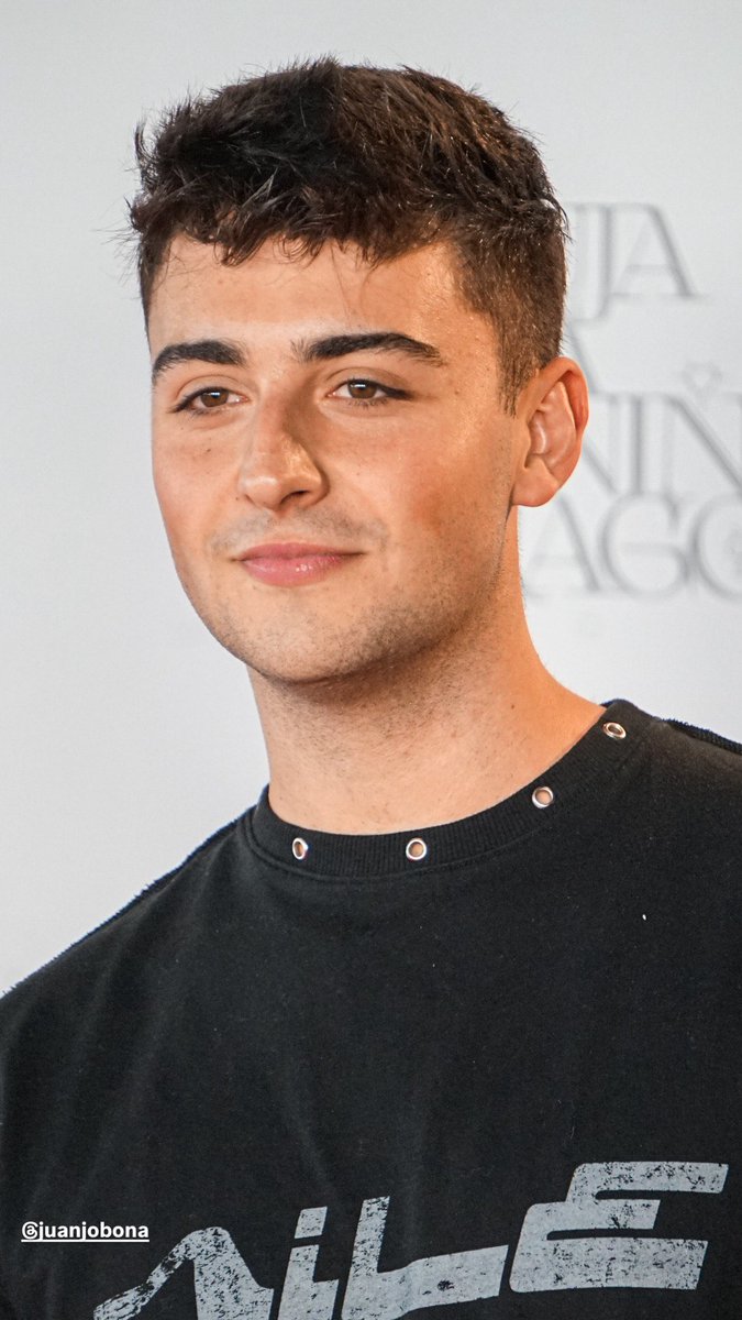 juanjobonainfo's tweet photo. 📸 | Juanjo en el photocall del concierto de Lola Índigo hoy en el Estadio Metropolitano 🫶🏼

cc mallophotos en IG https://t.co/hgMwkcMw8j