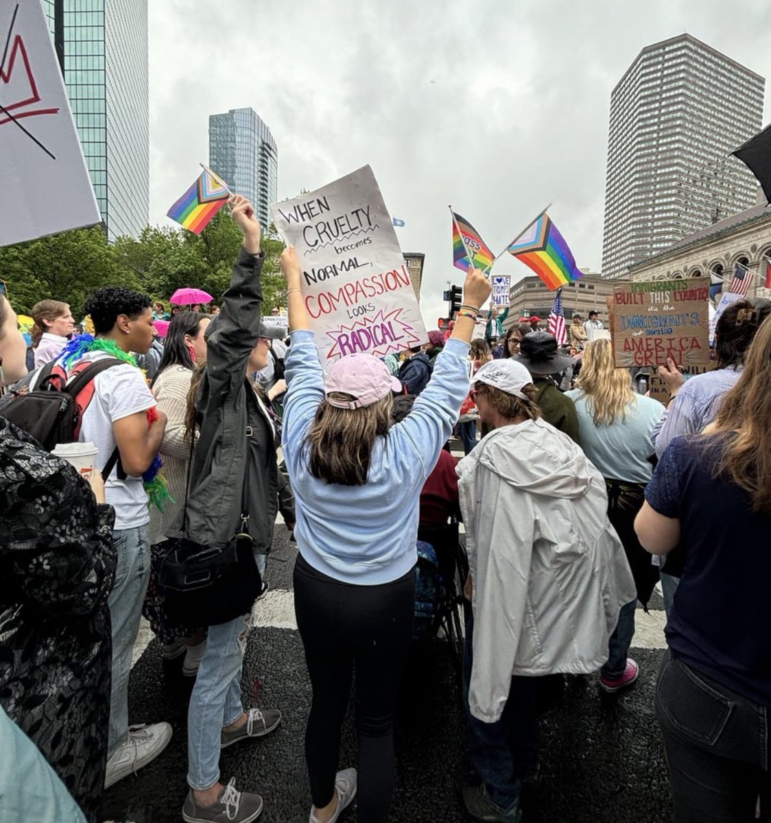 Mass Daily News tweet media