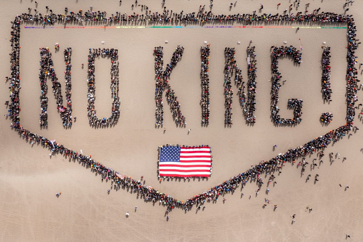 The martini shot today at Ocean Beach, San Francisco…

I’m in the N in King.