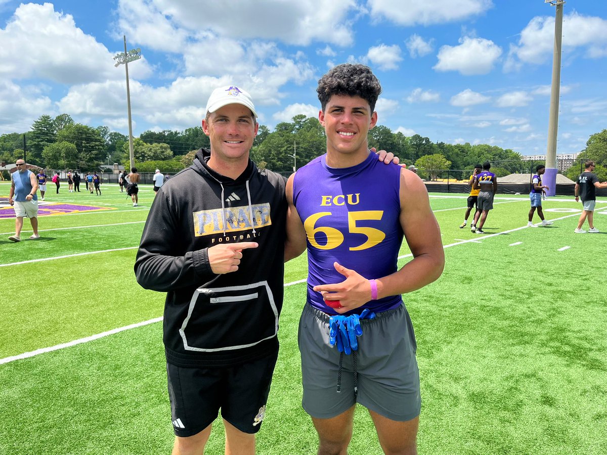 StantonTyson86's tweet photo. Thanks ECU for a great camp 🏴‍☠️🏴‍☠️🙏. @ECUPiratesFB @HunterMacKay_ @logan_blanke @scottlove30 @WF_CougarFball @CoachFree1906 @Coach_Vaughn85 https://t.co/VQT98plYvl