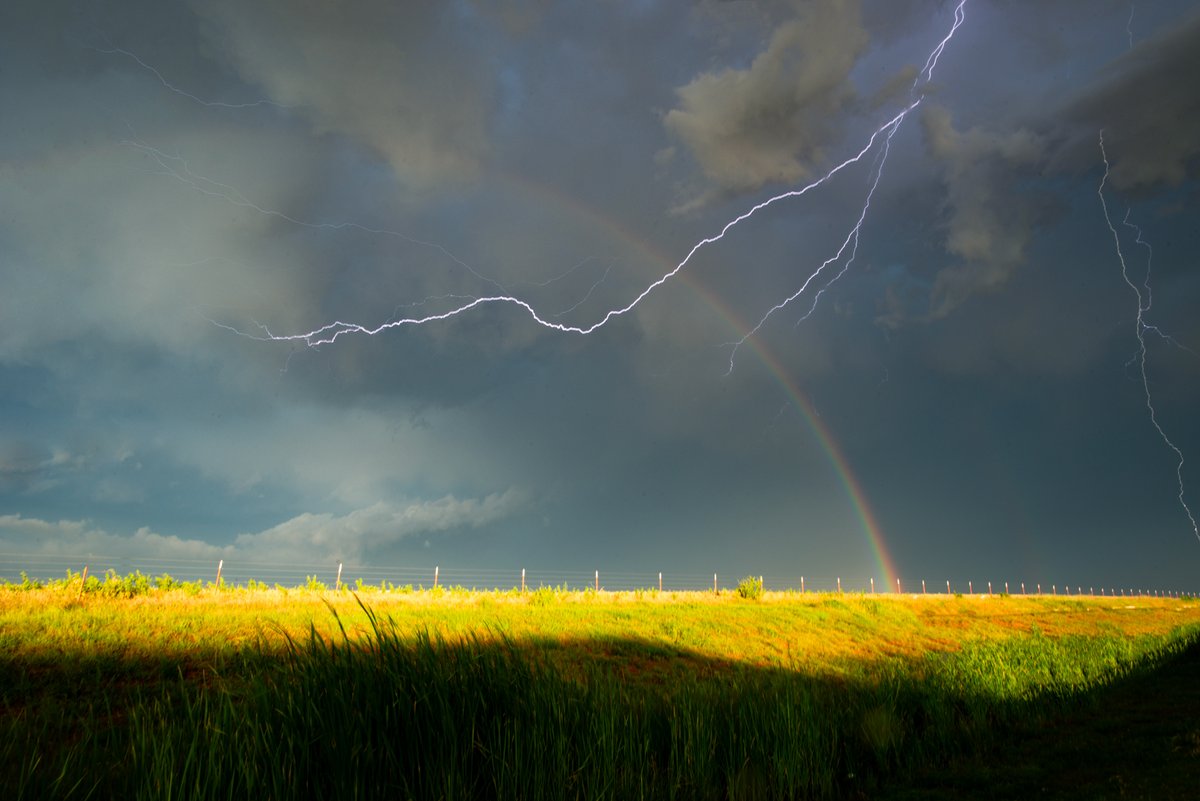Jariy's tweet image. Randlett, OK 22.5.2025. #Lightning