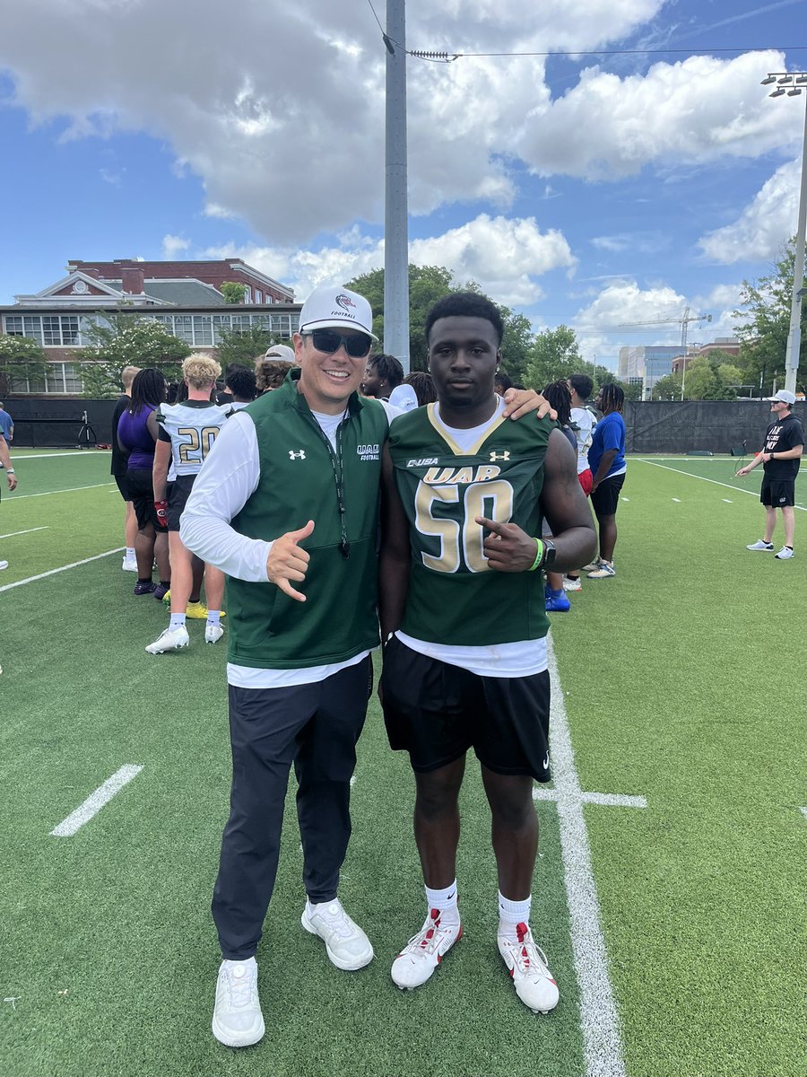 Isaiahid03's tweet image. I had a great time at UAB today !!!
@JHSCardinalFB @CoachCarmichEAL
@RecruitGeorgia @BigFaceSportss
@BALLERSCHOICE1 @NEGARecruits
@CoachD_Mitch
@CoachDaniels06 @Coach_JC4