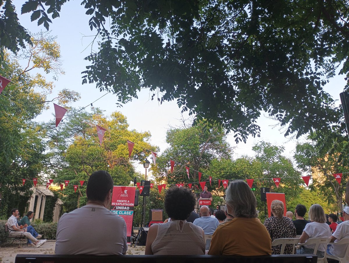 Fiesta de fin de curso de <a href="/elpcm/">Partido Comunista de Madrid</a> en Orcasitas. Qué maravilla!
