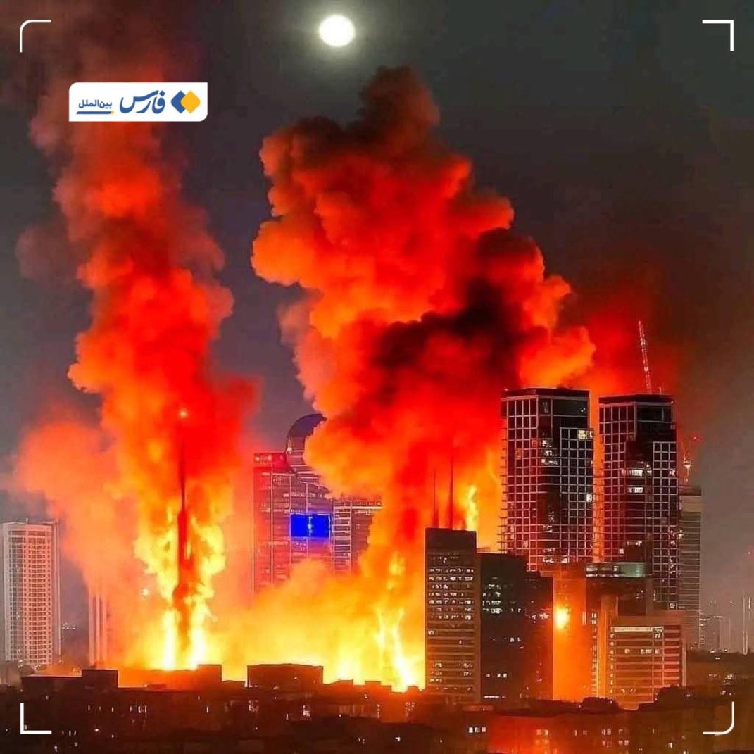 #TelAviv
Yahudi devleti yaşamaz yaşatılmaz. 
Hadi kıyametin bugün olmazsa yarından yakın olsun.