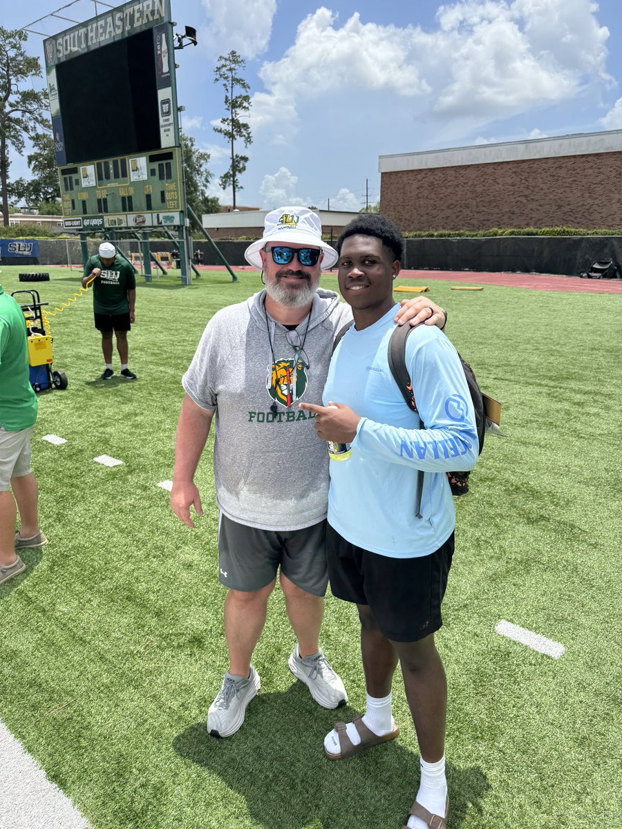 marc72cus_'s tweet photo. #AGTG After a great camp and conversation with @CoachSamGregg. I am blessed to receive an offer from Southeastern Louisiana State University! @MCJags_Football @warren_rowan @InTheTrenches22 @MinistryIron @JuJuSports1 @MacCorleone74 https://t.co/i6Hc3dG5kE