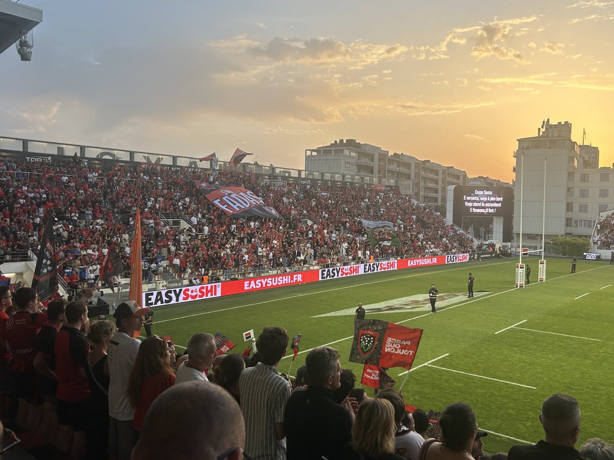 romanlotte's tweet photo. #RCTCO ❤️🖤 ⁦@RCTofficiel⁩ ⁦⁦@team_rct⁩ https://t.co/RcCbiOIgYM