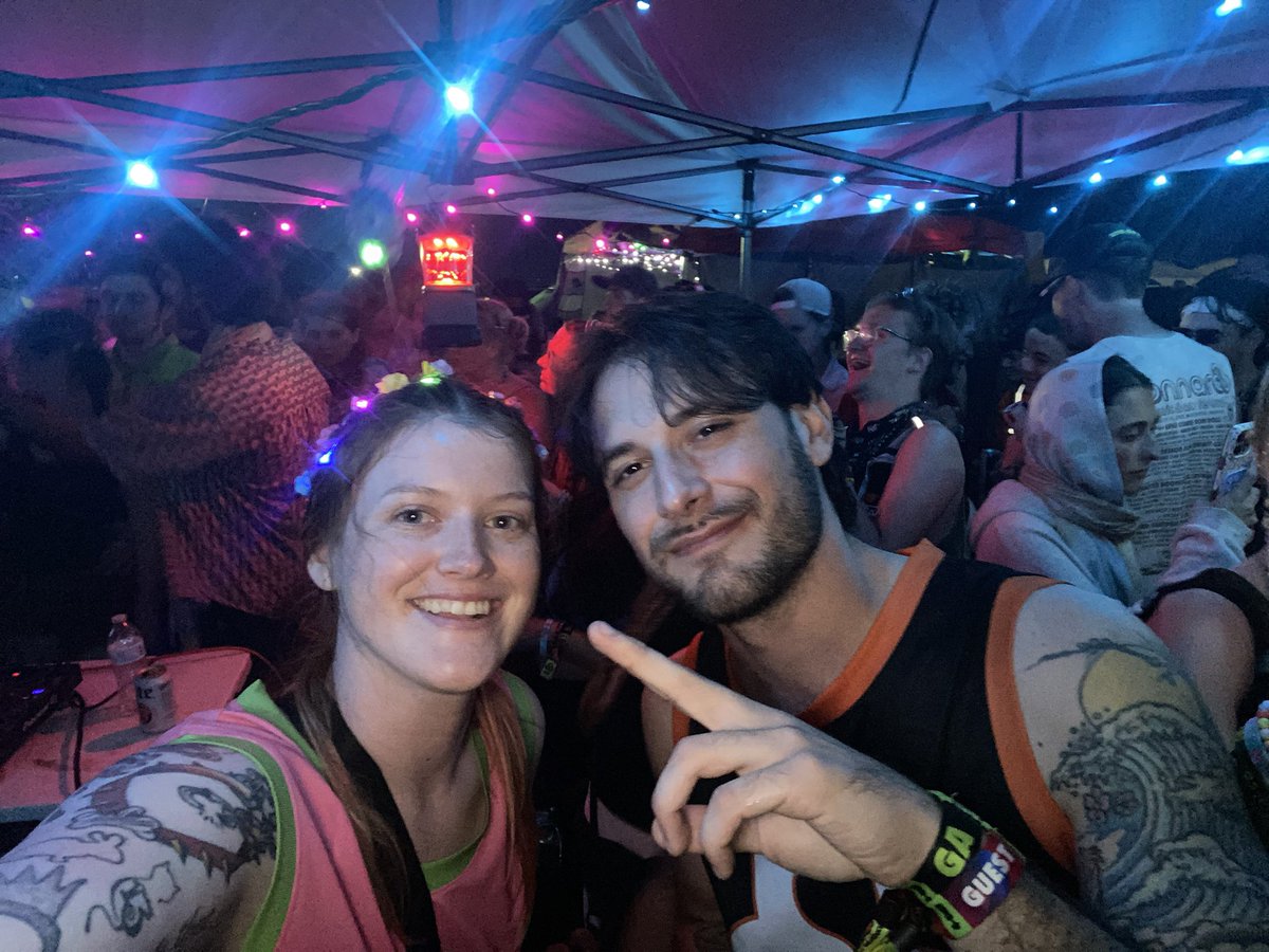 mia_kidwell's tweet image. this is flavortown 🫶🏼🔥

thank you @aych @nomiswav @Zarkilor