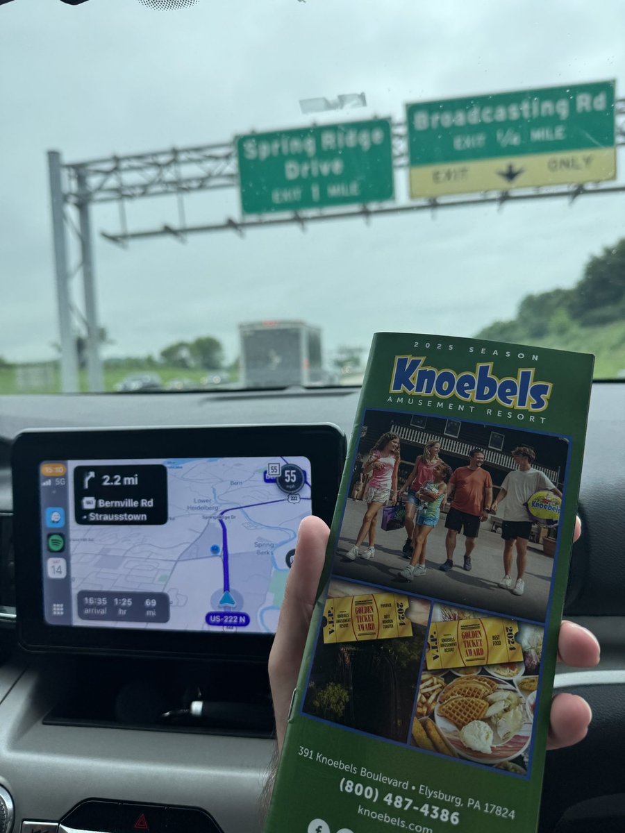 ThemeParkGuide's tweet image. The next stop on our road trip around the USA.
Knoebels!
Broadcasting live at: live.themeparkguide.co.uk/?live=KB25
#Knoebels