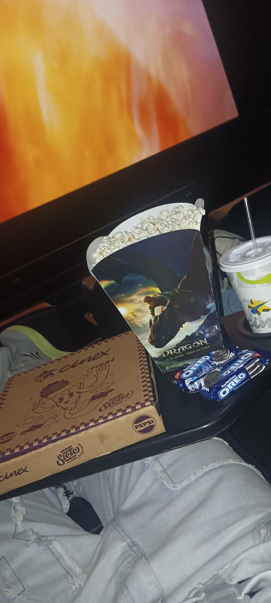 Toca ver por tercera vez #ComoEntrenarATuDragon  🐲