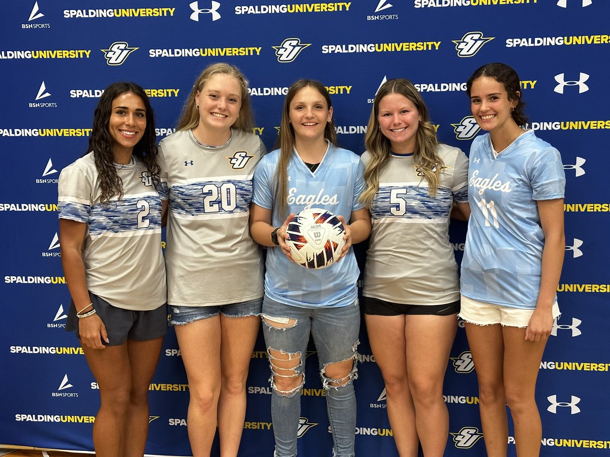 spaldingwsoccer's tweet photo. Future Eagles🦅landing soon! Cant wait to add new members to our SUWS family soon! #SUWS #DoExtra #wingsup #skoeags https://t.co/8HBFz1YJ0n