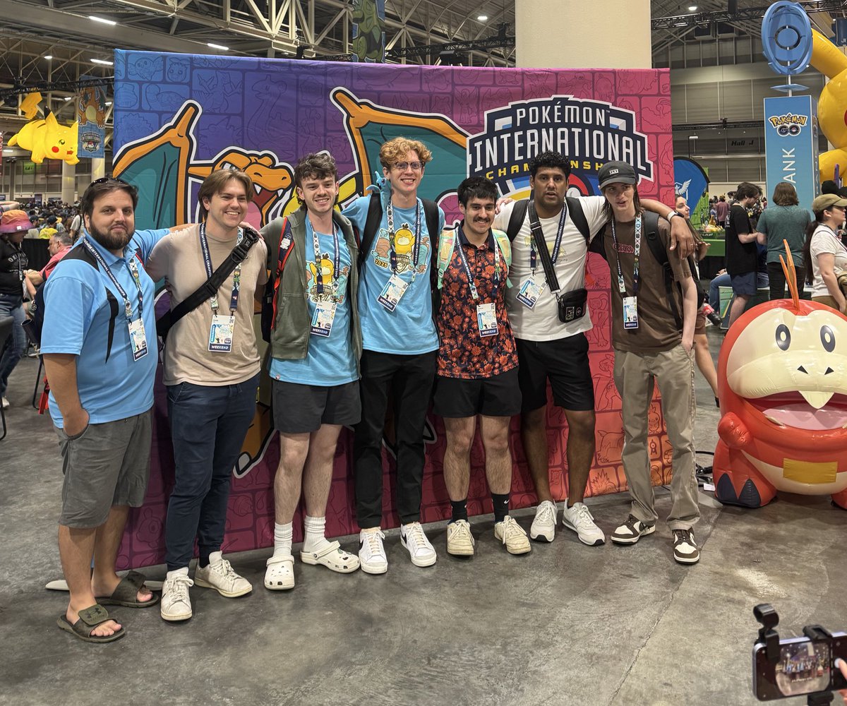 91/1129 at NAIC! Made my first international day 2 with a team that I’ve been working on for a minute. Somehow convinced this group of guys to run it with me, s/o my wife <a href="/mableallen_/">𝖒𝖆𝖇𝖑𝖊🐞</a> for the wife buff &amp; <a href="/VGCKingdom/">VGC Kingdom</a> for rooting me on! Was a blast! McSilent rain on top 👀👑☔️