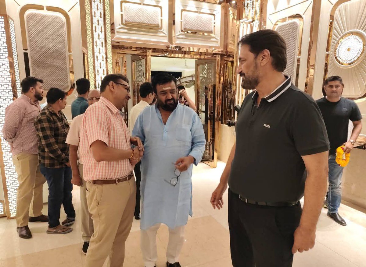 drmsrathorebjp's tweet photo. आज दैनिक नवज्योति जोधपुर संस्करण के स्थापना दिवस समारोह में सहभागिता की।

इस अवसर पर संस्थान के सम्पूर्ण संपादकीय, प्रबंधन एवं पत्रकारिता से जुड़े सभी सदस्यों को हार्दिक बधाई एवं शुभकामनाएं प्रेषित कीं।

मुझे पूर्ण विश्वास है कि दैनिक नवज्योति अपने दायित्वबोध, https://t.co/UxhsdXe4mW